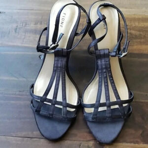 Fioni satin heels